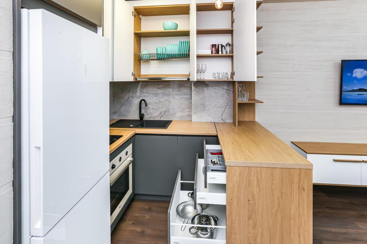 Double Skyhouse Exclusive Apartments Кишинев Екстериор снимка