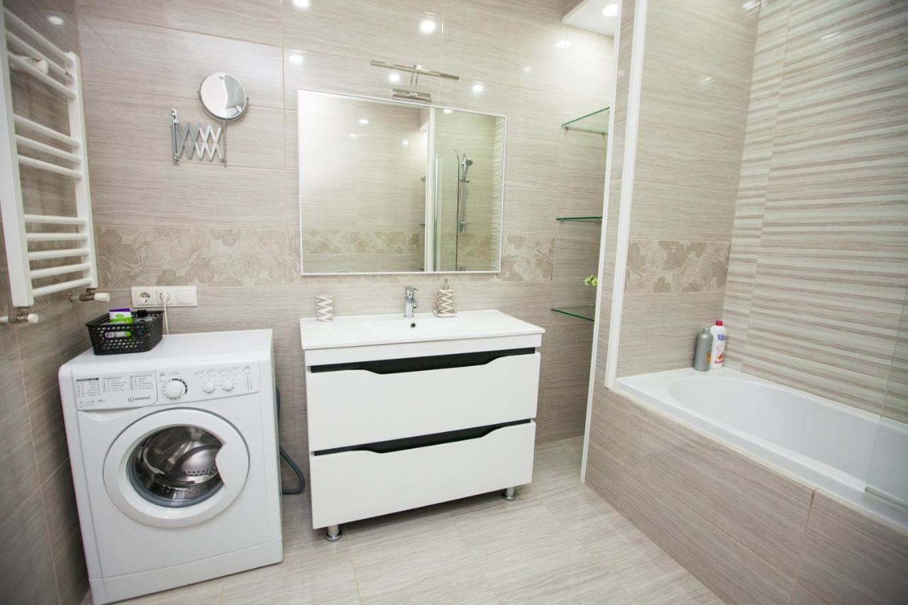 Double Skyhouse Exclusive Apartments Кишинев Екстериор снимка
